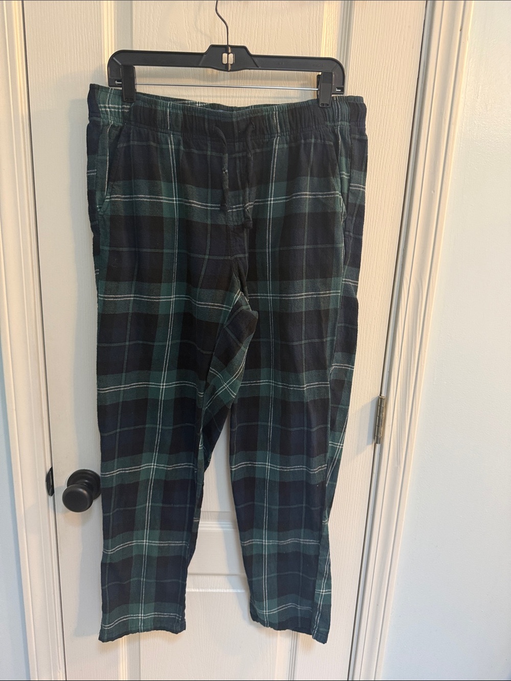 Old Navy Dark Green and Black Plaid Pajama Pants